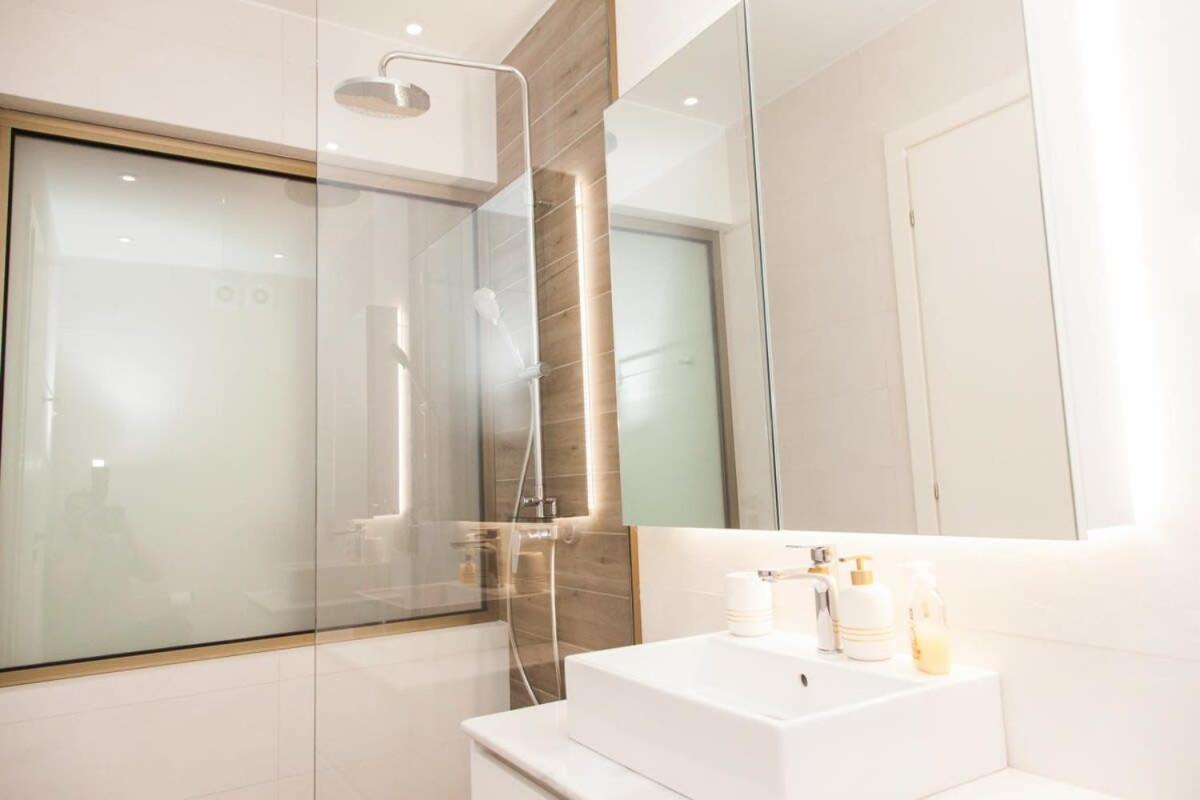 Comfortable 2 Bd Apt Near Sintagma Square Athen Eksteriør bilde