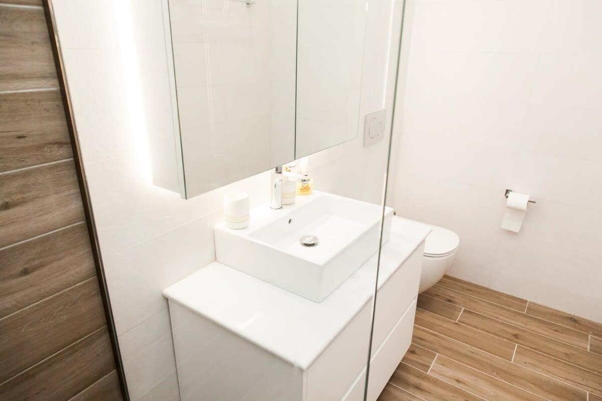 Comfortable 2 Bd Apt Near Sintagma Square Athen Eksteriør bilde